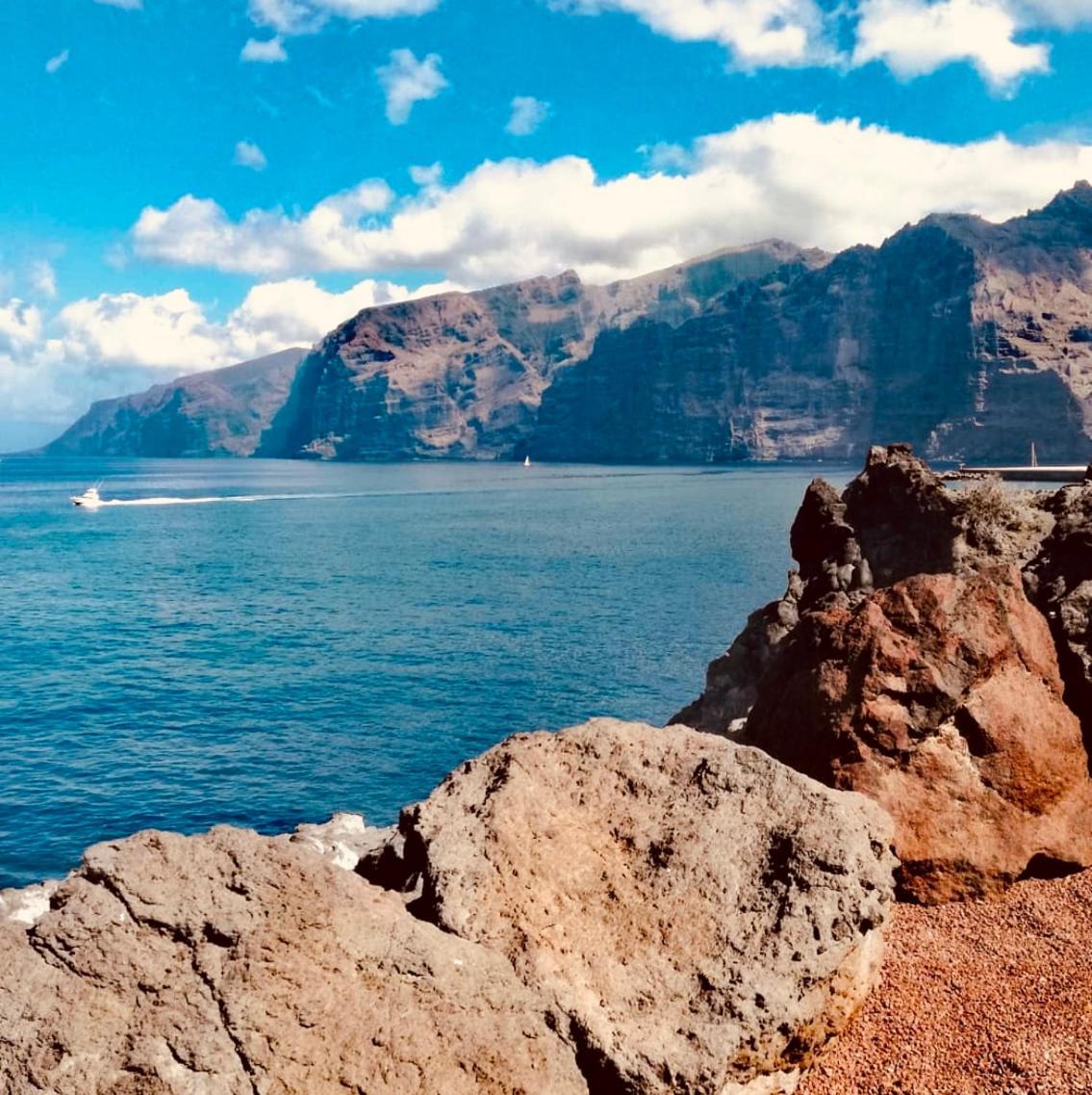 Casa Hugo - Ocean View, Quiet Pool, Fibre Net, Los Gigantes Пуерто де Сантяго Екстериор снимка